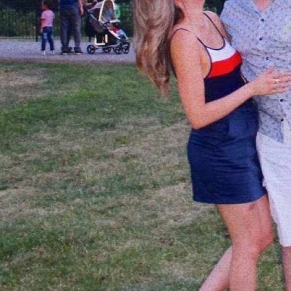 Springfield Navy Skirt - Picture 4 of 4